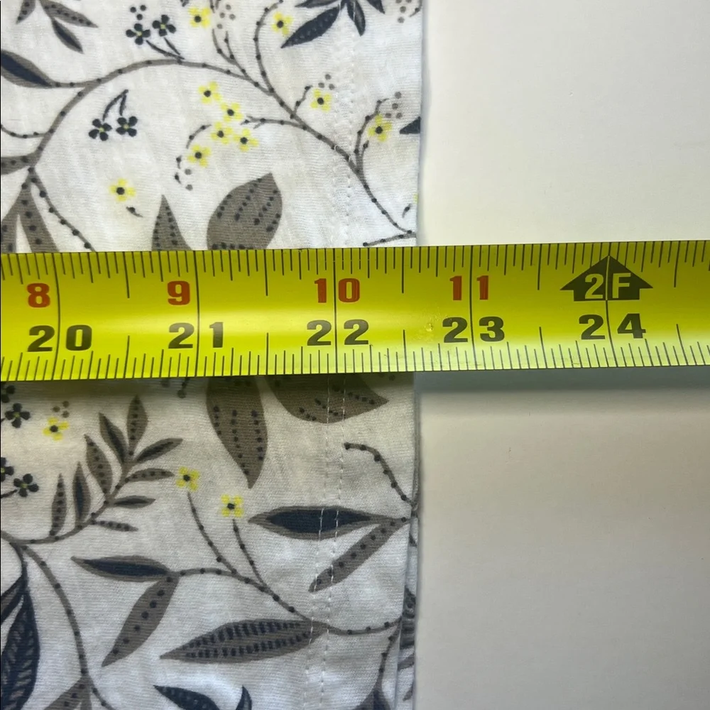 LOFT Outlet White Base Puff Sleeve Shirt w/Botanical Leaf Pattern Size Large